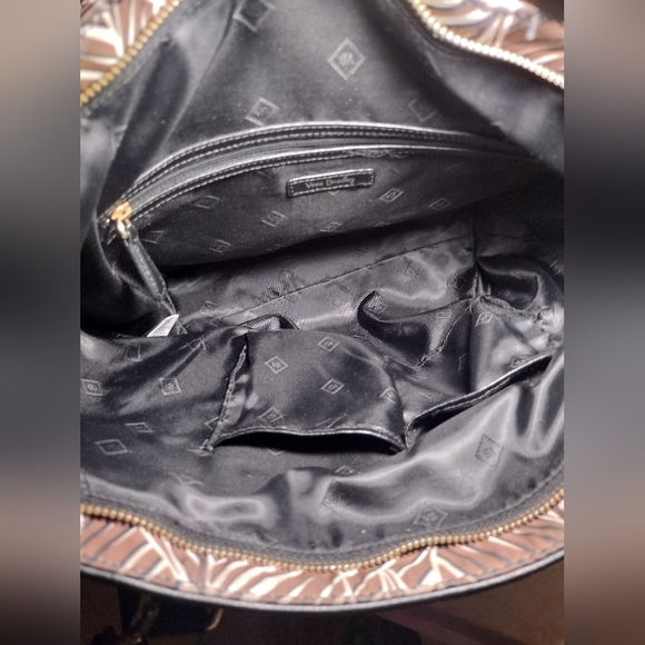 Vera Bradley Brown Banana Leaves Tote Crossbody - Picture 6 of 7